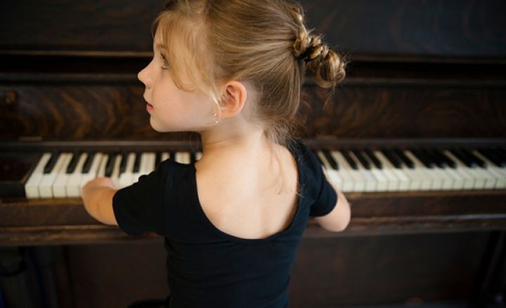 1C851AE9-D083-7ACF-D567-3A1427488546